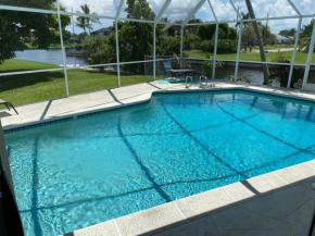 Gulf access canal, pool, PETS-free!, wifi, cable
